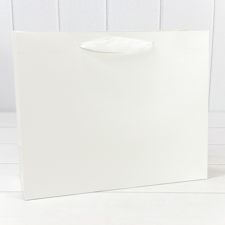 000200CA Пакет подарочный Белый 32*26*13 230г 1/20 1/120	