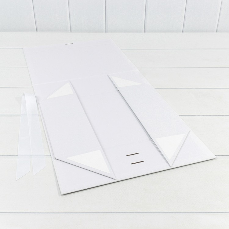 721357/417 Коробка Прямоугольная 24*17*9 складная на магнитах Белый 1/48