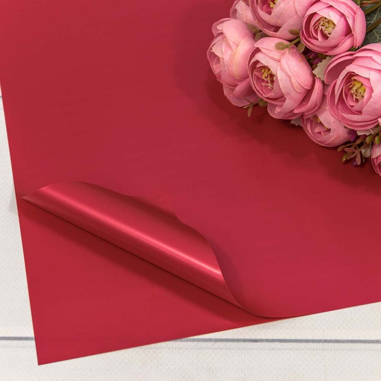 1698/187	Плёнка в листах 60*60 (20 шт.) матовая "Корейская" 55мкм Тёмно-красный 1/60